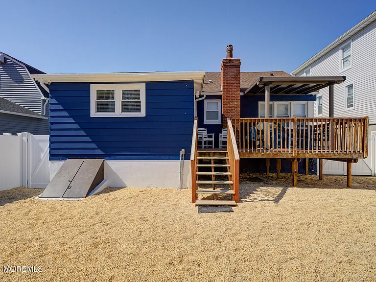 307 Asbury Ave — Photo 22
