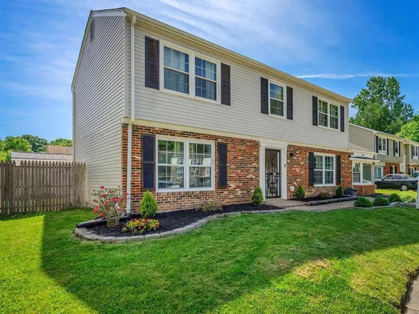 6825 Kite Flyer Ct, Springfield, VA 22150