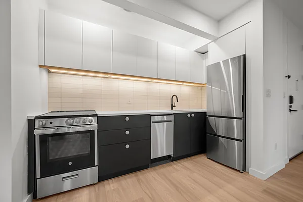 Rented by Twin Group | media 36