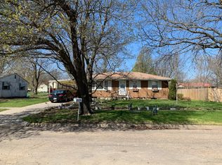 705 Cooley St, Blue Rapids, KS 66411