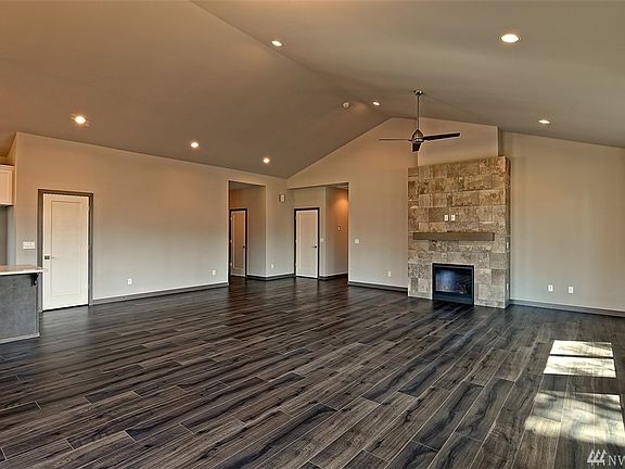 5th image of 7415 89th Ave SE