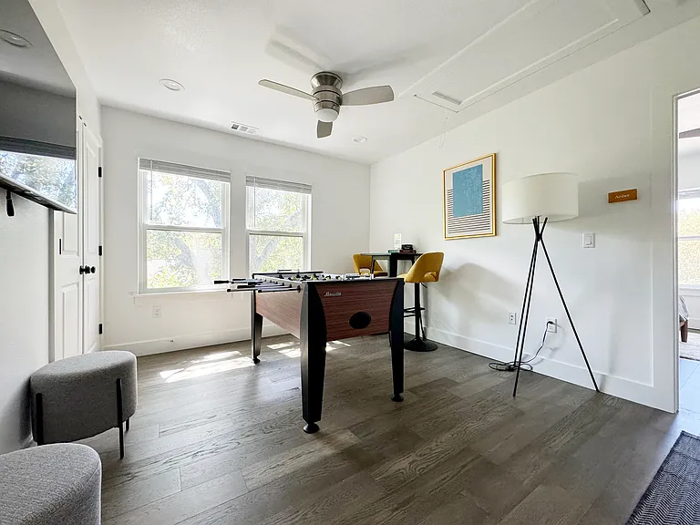 3405 Cedar St #2 — Photo 11