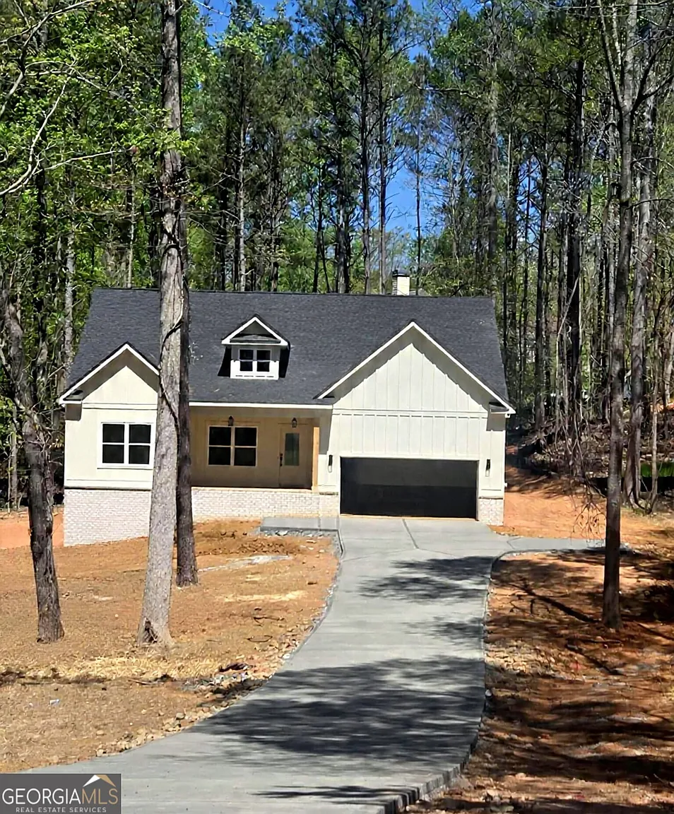 320 Evie Ln photo 1