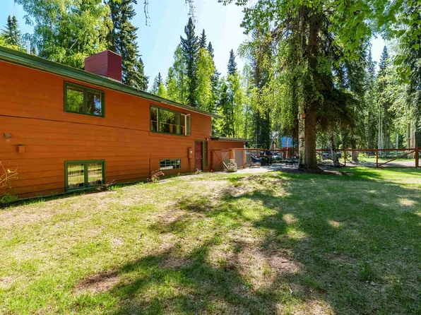 544 Sandpiper Dr, Fairbanks, AK 99709