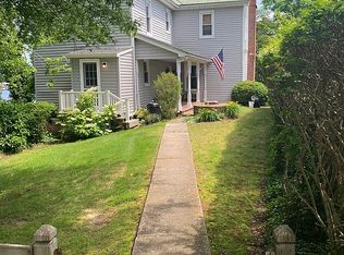 61 Lodge Landing Rd, Callao, VA 22435