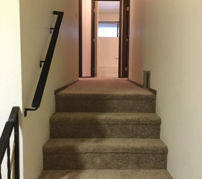 1st image of 6543 Wellington Ln NE