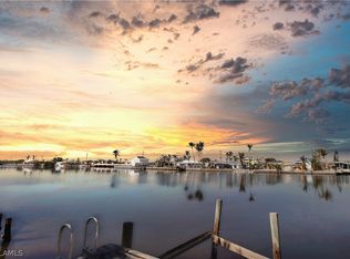 2620 2nd St, Matlacha, FL 33993