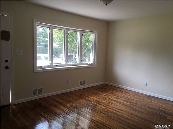3rd image of 5 Ehler St