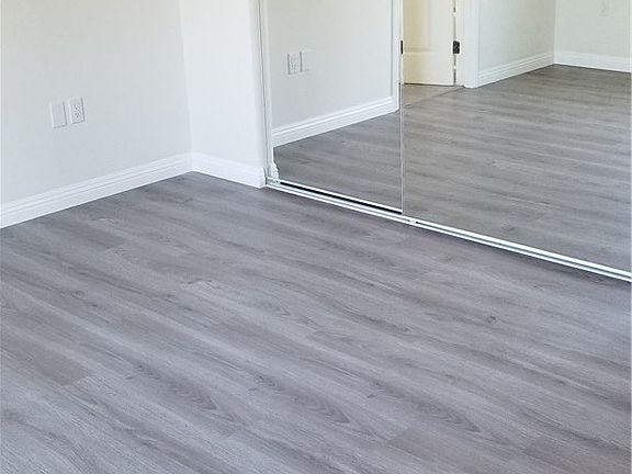 4th image of 13405 Cantara St