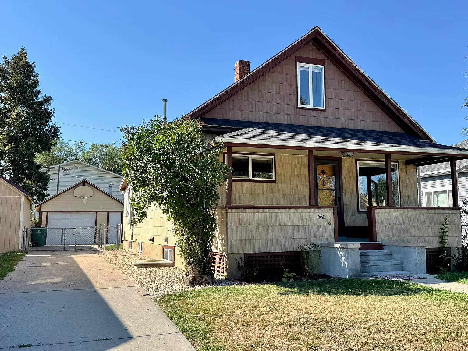 460 Park St, Sheridan WY - Owner Finance Home
