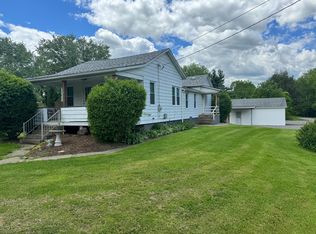 2919 Tamarack Dr, Sharpsville, PA 16150