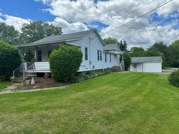 2919 Tamarack Dr, Sharpsville, PA 16150