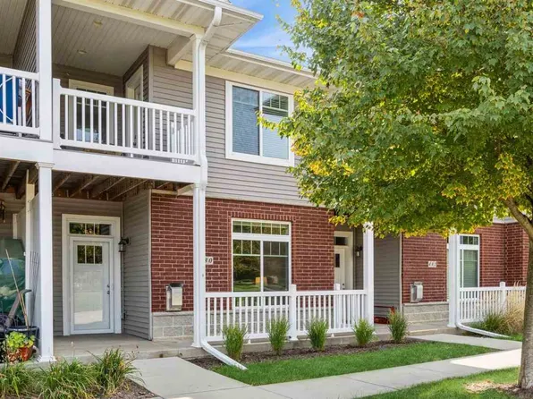 480 Charlotte Ln, Iowa City, IA 52245