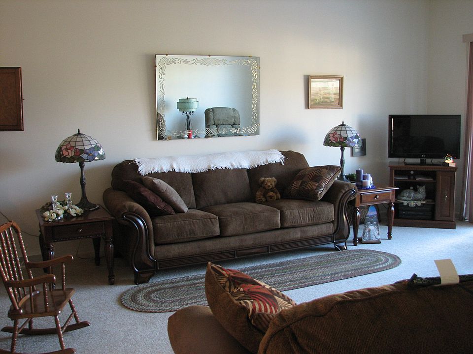 1st image of 1664 Edgebrooke Ct