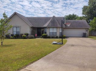 303 Sunflower Cv, Jonesboro, AR 72404
