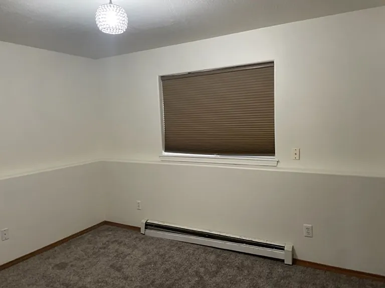 2317 Leo Ave — Photo 4