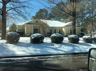 1009 Gentry Dr, Auburn, AL 36830