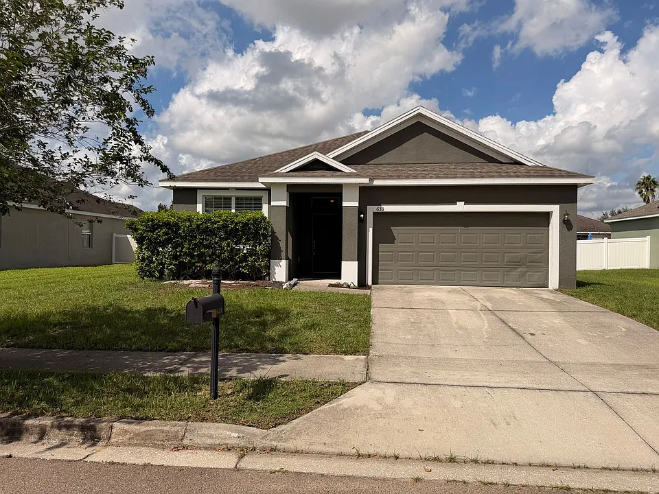 633 Highland Meadows Ave