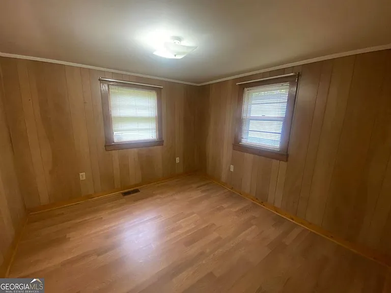 68 Condor St — Photo 5