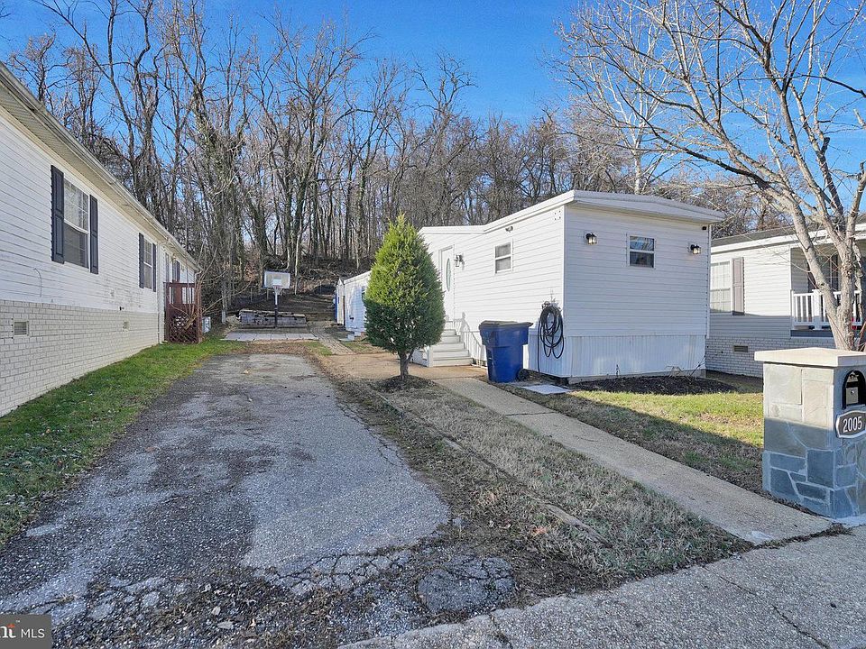 1st image of 2005 Elmwood Park Dr