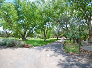 4 Manzano Rd, Corrales, NM 87048