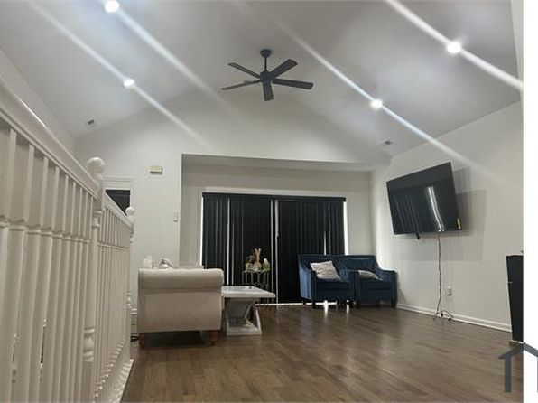 3700 W Lexington St APT 3
