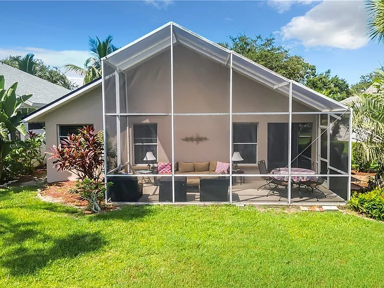 13633 Admiral Ct — Photo 35