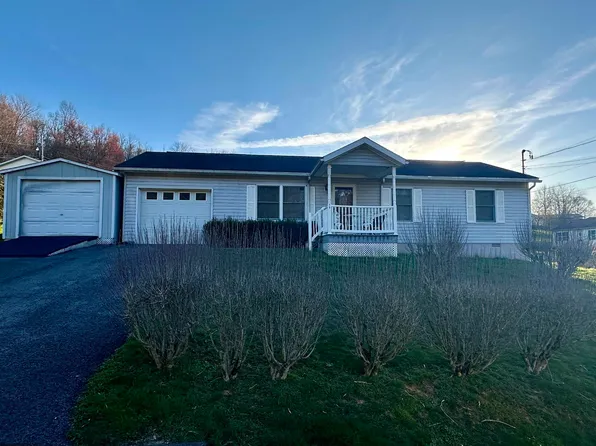 79 Diane St, West Milford, WV 26451