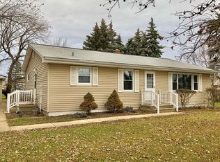 9010 Wilmot Rd, Pleasant Prairie, WI 53158