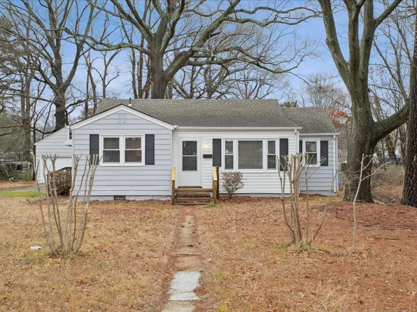 5926 Madison Ave, Newport News, VA 23605
