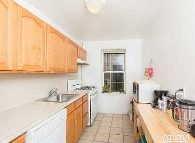 3rd image of 30-15 Hobart St #1F