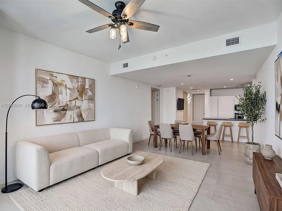 1000 Brickell Plz #Penthouse 5103