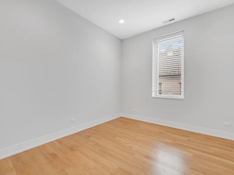 3201 W Wabansia Ave #4A — Photo 18