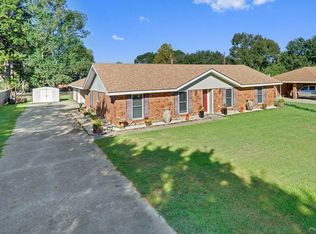 211 Baker St, Broussard, LA 70518