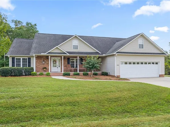 199 Morning Side Dr, Winston Salem, NC 27107