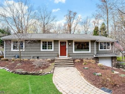 41 Wenonah Ave, Oakland, NJ, 07436