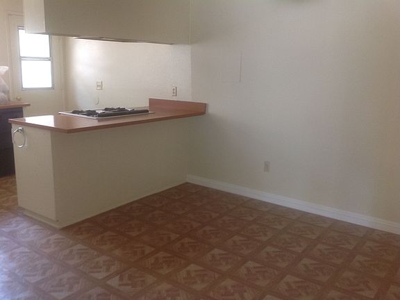 3rd image of 8722 Lomita Dr APT A