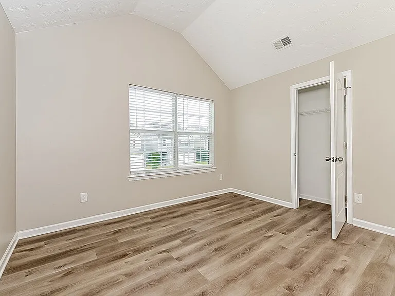 7423 Garnet Dr — Photo 15