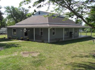 207 Kelly Ave, Cedar Vale, KS 67024