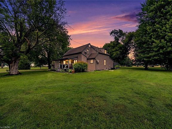 2nd image of 43287 Pettit Rd