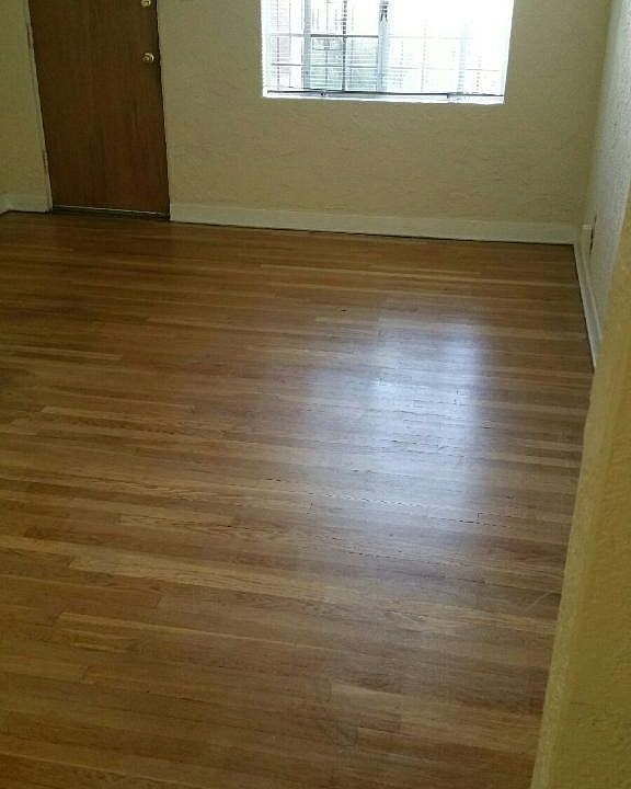 2nd image of 405 11th St SW