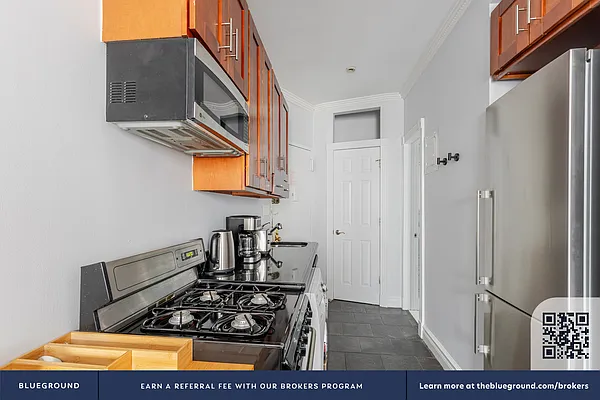 Rented by The Blueground | media 4