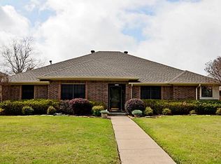 4905 Country Club Dr, Mesquite, TX 75150