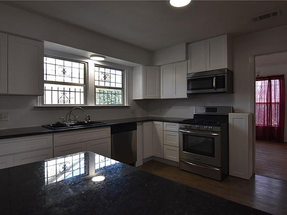 4th image of 1451 Stirling Ave
