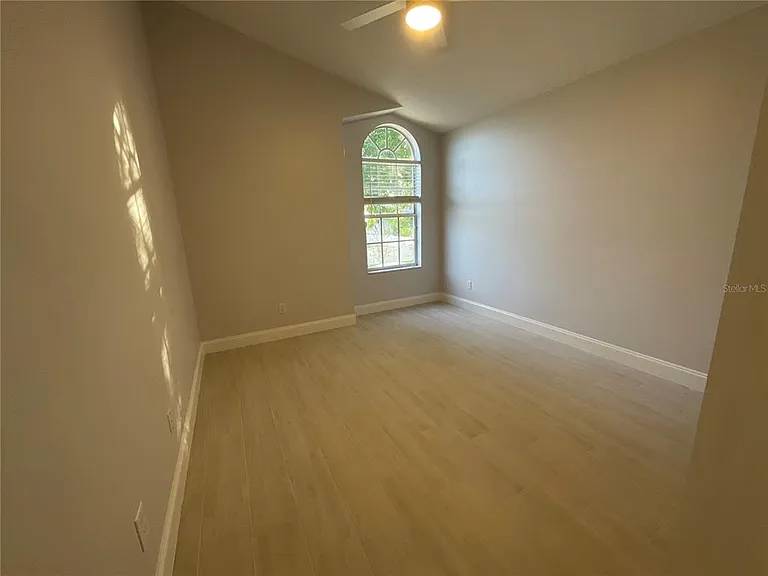 13668 Crystal River Dr — Photo 25