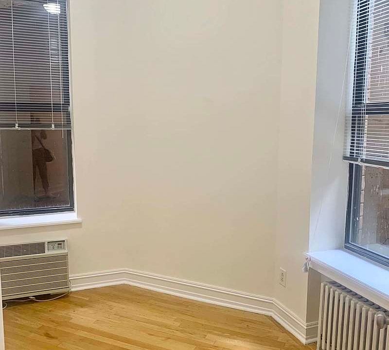 2nd image of 137 W 67th St #1E