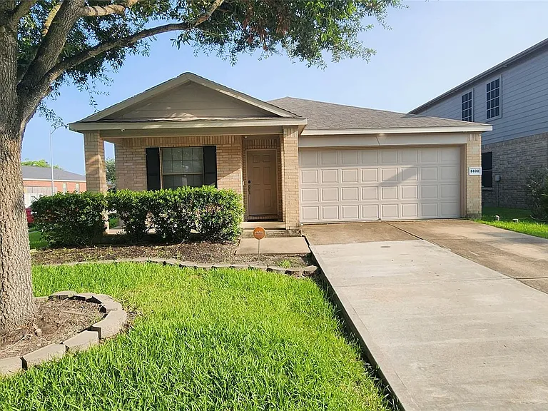 8830 Summerset Meadow Ct — Photo 1