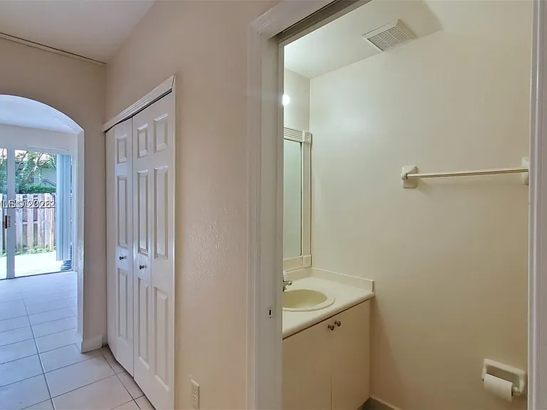 3976 SW 157th Ave #219 — Photo 10