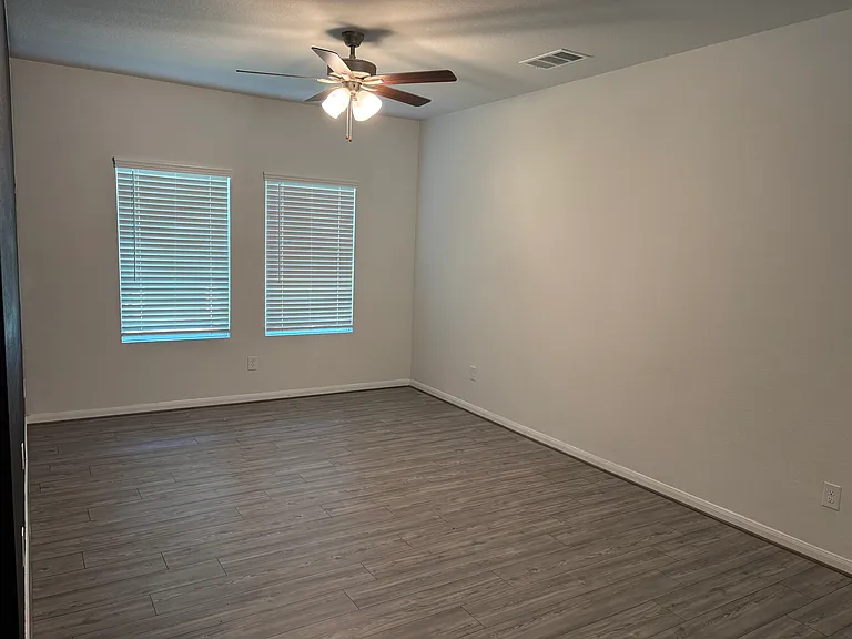 124 Katie Elder Dr — Photo 15