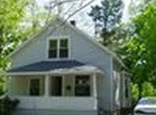 1041 Pavone St, Benton Harbor, MI 49022